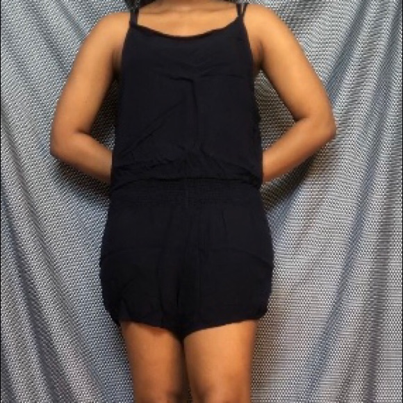 Brandy Melville Blueberry Romper - Picture 4 of 7
